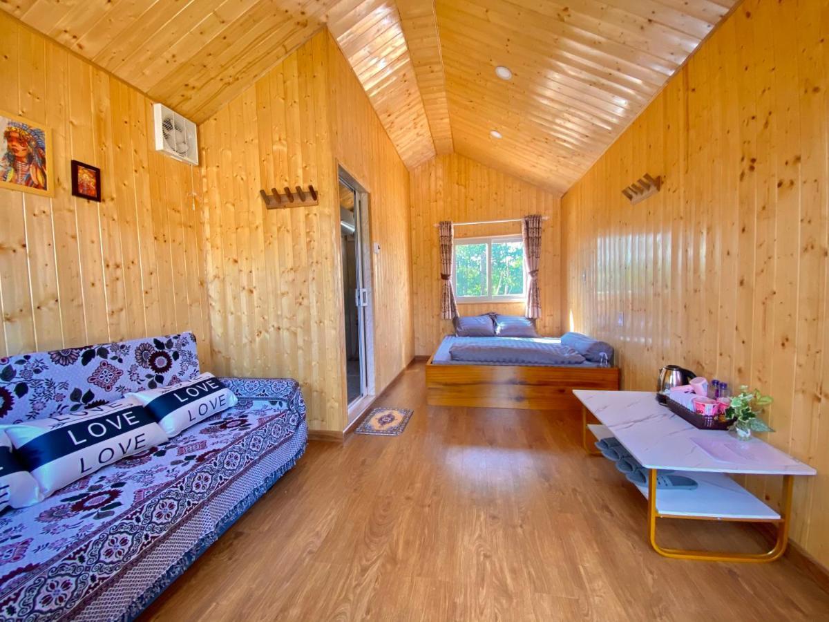 Henisi Homestay Mang Den Kon Von Kla Eksteriør bilde