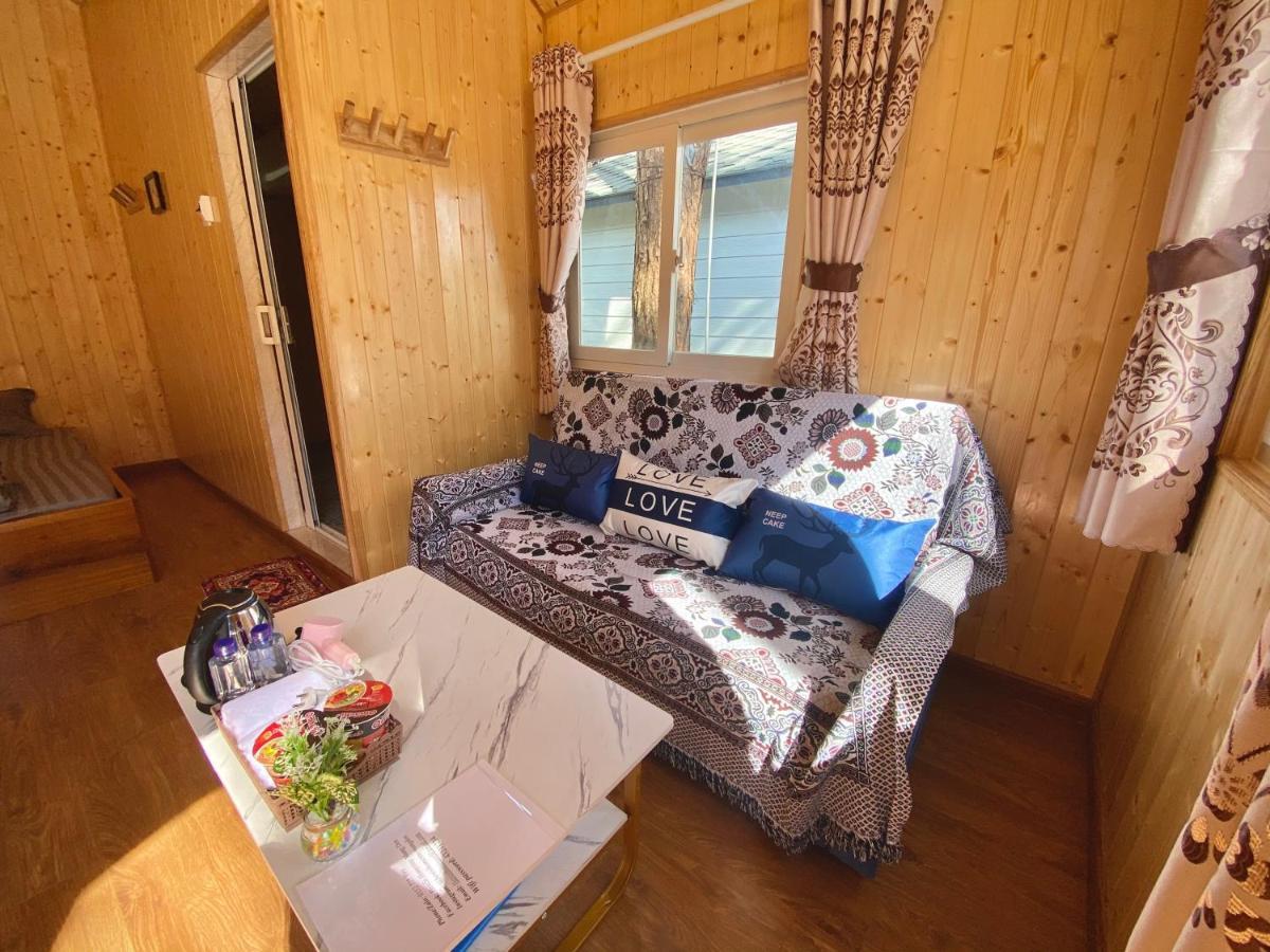 Henisi Homestay Mang Den Kon Von Kla Eksteriør bilde